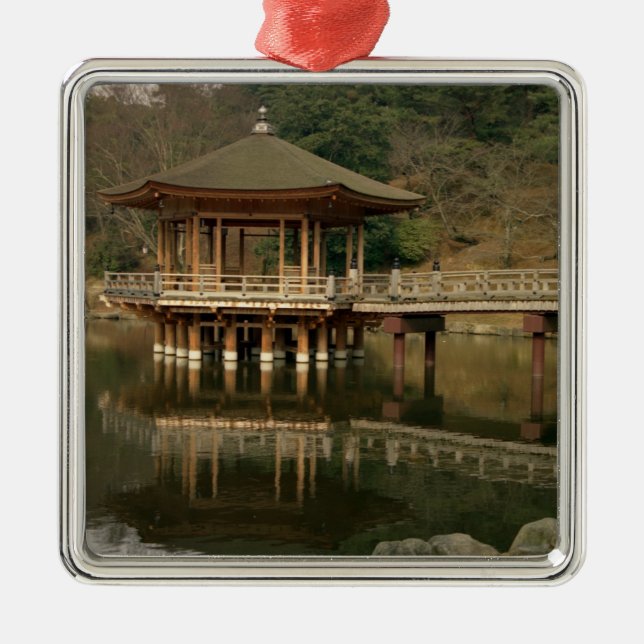 Adorno Metálico Asia, Japón, Nara, Templo en Nara (Frente)