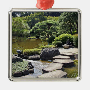 Adorno Metálico Asia, Japón, Tokio. El jardín japonés en el