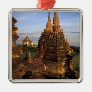 Adorno Metálico Asia, Myanmar, Bagan. Antiguos templos y