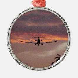 Adorno Metálico Avión Comercial Aterrizando Al Atardecer