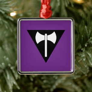 Adorno Metálico Bandera del Orgullo Labrys de SlipperyJoe