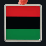 Adorno Metálico Bandera roja, negra y verde<br><div class="desc">Los 3 colores panafricanos de la bandera representan: RED: la sangre que une a todas las personas de ascendencia africana negra, y derramada por la liberación; NEGRO: personas negras cuya existencia como nación, aunque no como estado-nación, se afirma por la existencia de la bandera; y VERDE: la abundante riqueza natural...</div>