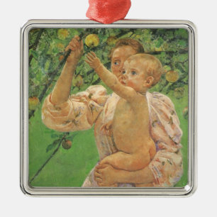 Adorno Metálico Bebé alcanzando una manzana de Mary Cassatt