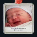 Adorno Metálico Bebés 1ª foto de Navidades<br><div class="desc">Crea un hermoso adorno conmemorativo de keepsake para nuevos padres,  bebés,  abuelos y más.</div>