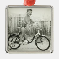 Bicicleta del montar a caballo del chica