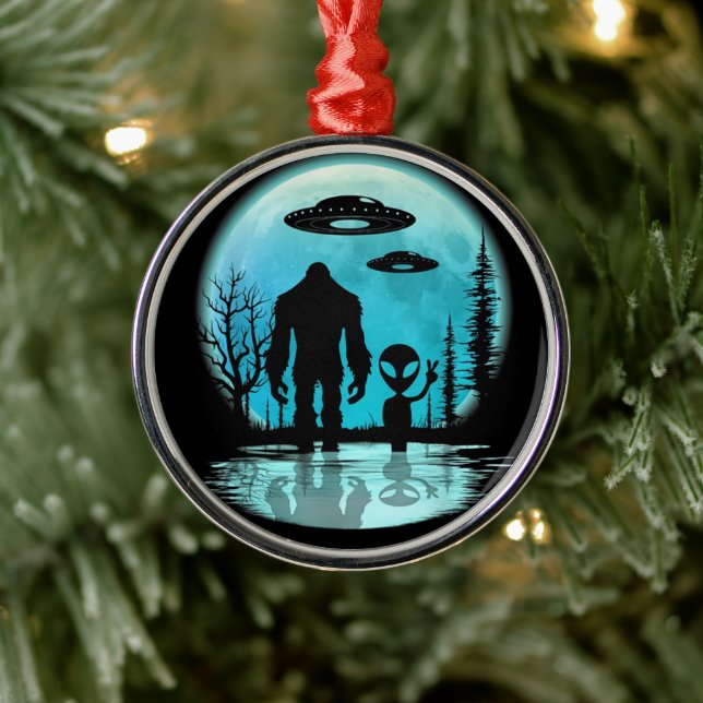 Adorno Metálico Bigfoot UFO Alien (Árbol)