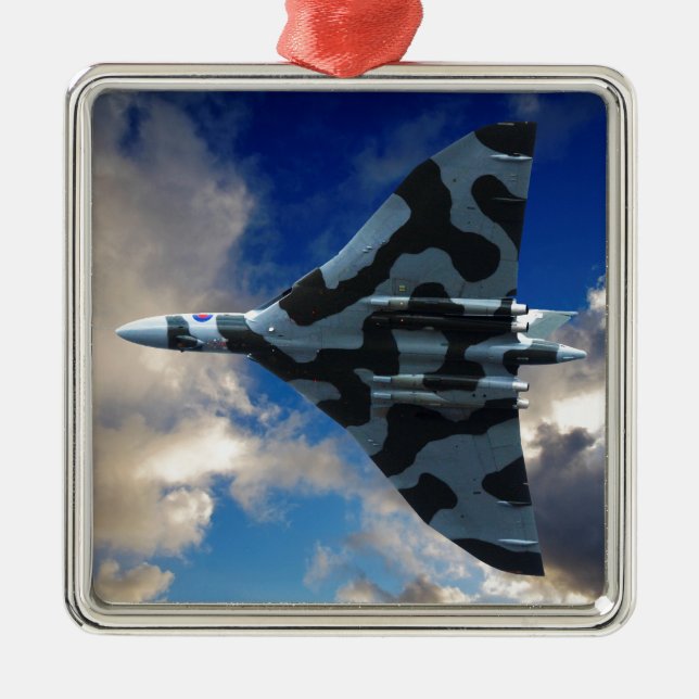 Adorno Metálico Bombardero vulcano en vuelo (Frente)