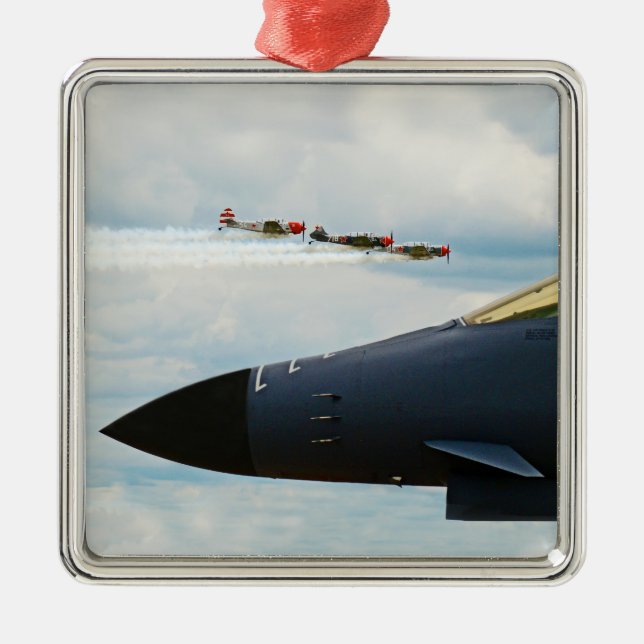 Adorno Metálico Bomberos B-1 y luchadores de la Segunda Guerra Mun (Frente)