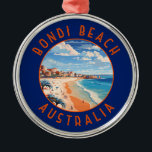 Adorno Metálico Bondi Beach Australia Viaje con arte<br><div class="desc">Bondi Beach con un estilo de arte vectorial. El impresionante aumento de arena blanca de Bondi es una de las playas más icónicas de Australia.</div>