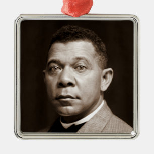 Adorno Metálico Booker Washington: Educador afroamericano