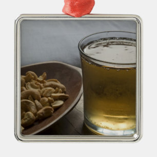 Adorno Metálico Brasil. Una copa de refrescante energía guaraní