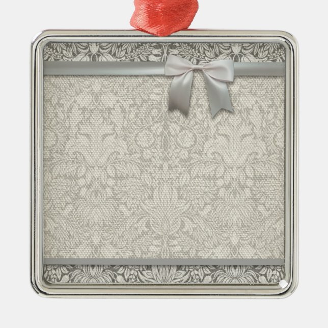 Adorno Metálico broche de encaje de damasco blanco elegante (Frente)