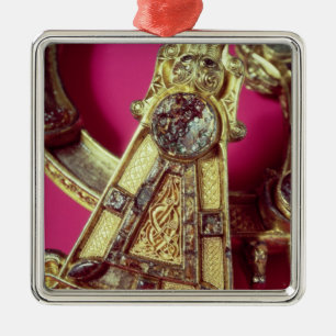 Adorno Metálico Broche de Tara