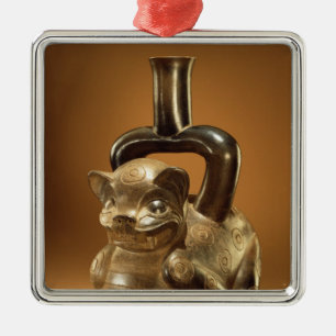 Adorno Metálico Buque con el puma, cultura de Chavin, c.90 A.C.