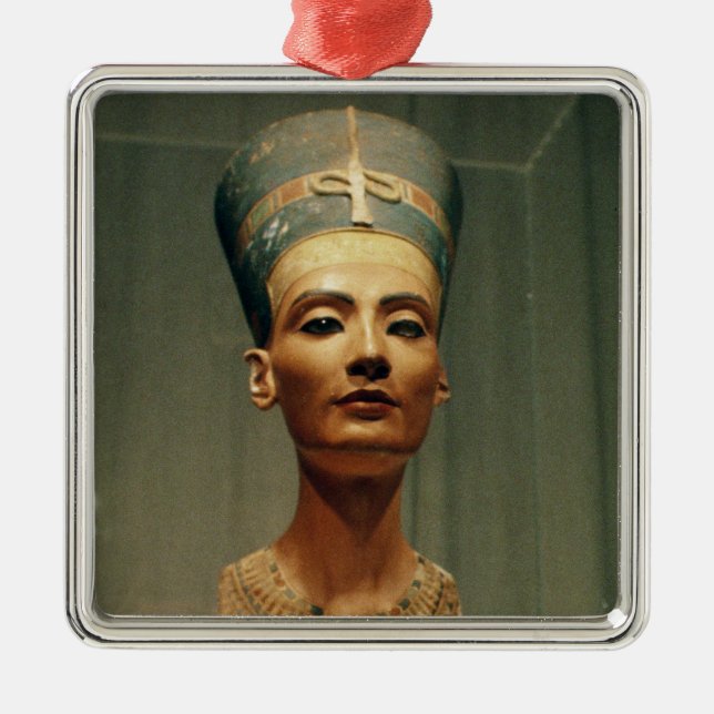 Adorno Metálico Busto de la reina Nefertiti, vista delantera (Frente)