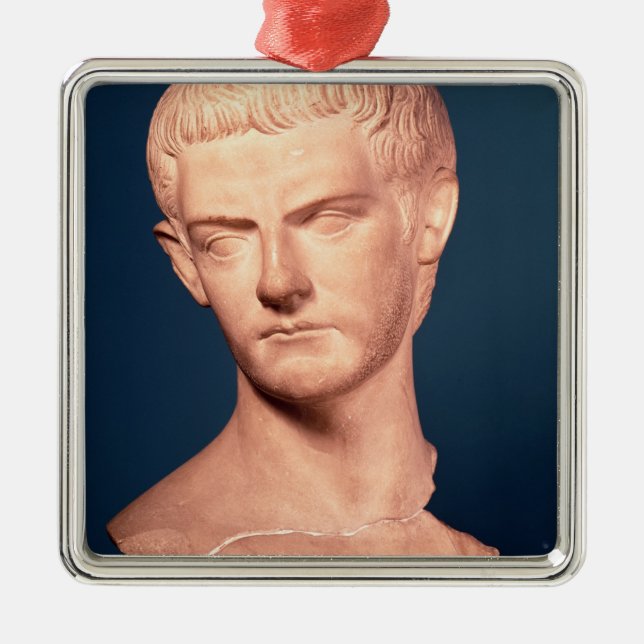 Adorno Metálico Busto del emperador Caligula de Tracia, ANUNCIO (Frente)