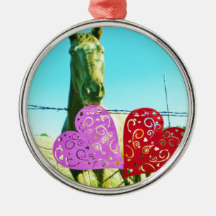 Adorno Metálico Caballo rubio y corazón rosado y rojo
