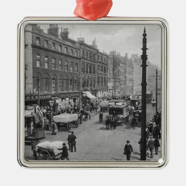 Adorno Metálico Calle de mercado, Manchester, c.1910 (Frente)