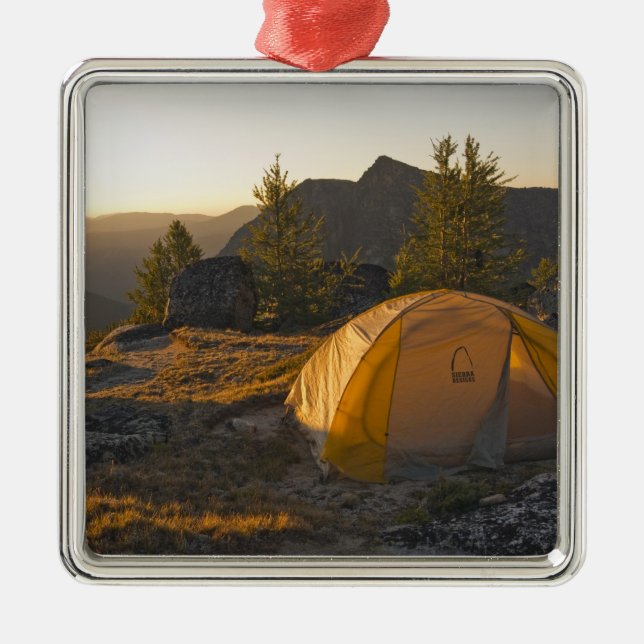 Adorno Metálico Canadá, Columbia Británica, Catedral Provincial (Frente)