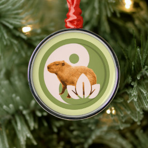 Adorno Metálico Capybara Zen Yin Yang Naturaleza Pacífica