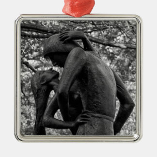 Adorno Metálico Central Park Otoño: Estatua de Romeo y Julieta 01