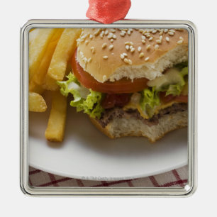 Adorno Metálico Cheeseburger, mordeduras tomadas, con los