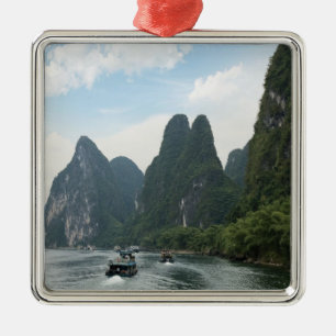 Adorno Metálico China, Guilin, río Li, Barcos de río alineados