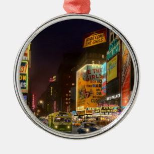 Adorno Metálico City - Manhattan, NY - Aquí vienen los chicas 1953