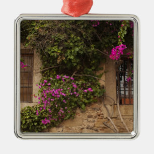 Adorno Metálico Ciudad Monumental, edificios floridos