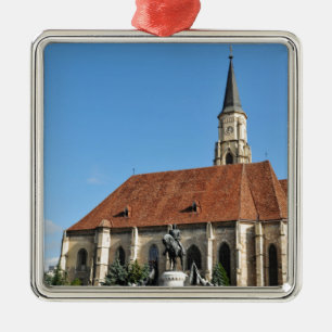 Adorno Metálico Cluj Napoca, Rumania