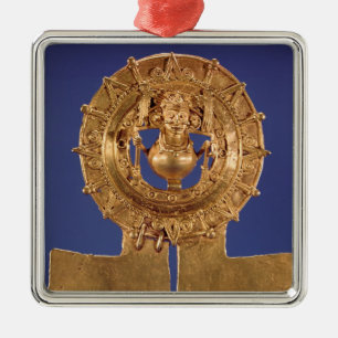 Adorno Metálico Colgante que representa un disco del sol, Zaachila