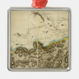 Adorno Metálico Condado compuesto de Inverness