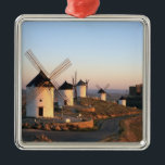 Adorno Metálico Consuegra, La Mancha, España, molinos de viento<br><div class="desc">Consuegra,  La Mancha,  España,  molinos de viento � David Barnes / DanitaDelimont.com</div>