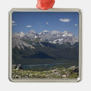 Adorno Metálico Cordillera y lago encima de una montaña