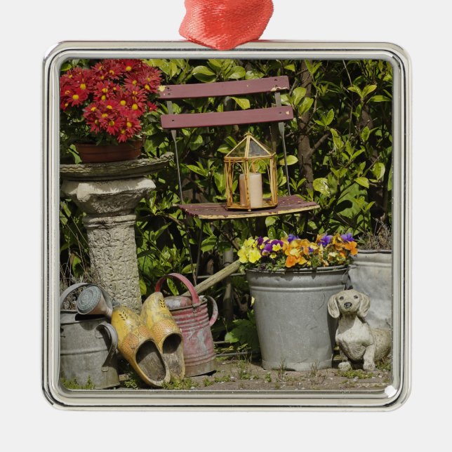 Adorno Metálico Cubos, zapatos y flores, Zaanse Schans, (Frente)