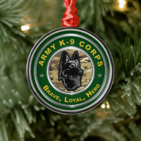 Cuerpo K-9 del ejército orgulloso