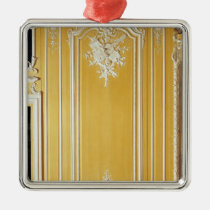 Adorno Metálico Detalle de un panel del cuarto amarillo