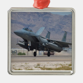 Adorno Metálico Detrás en la base