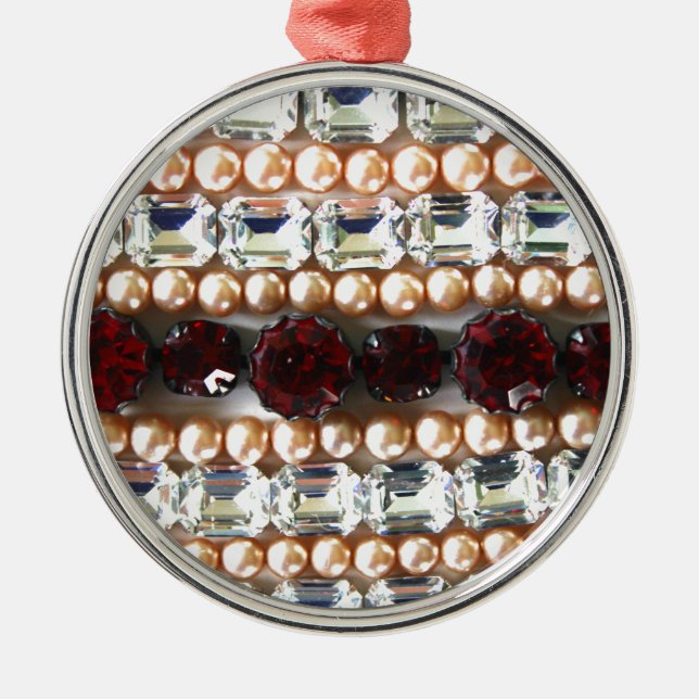 Adorno Metálico Diamantes de imitación y perlas - joyas antiguas (Frente)