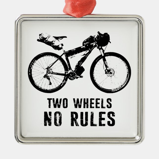 Adorno Metálico Dos ruedas sin reglas Bikepacking (Frente)