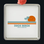 Adorno Metálico Duck Beach North Carolina Sun Palm Trees<br><div class="desc">Duck Beach se encuentra en la barrera de las islas de Outer Banks y está reconocida a nivel nacional como una de las "5 mejores playas de América para familias".</div>