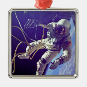 Adorno Metálico Ed White First American Spacewalker Photograph