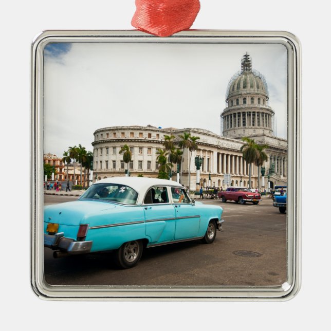 Adorno Metálico Edificio del Capitolio en La Habana (Frente)