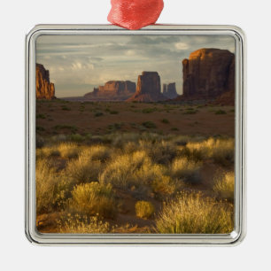Adorno Metálico EE. UU., Utah, Parque Nacional Monument Valley.