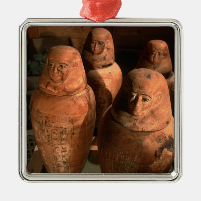 Adorno Metálico Egipto, 26° tarros canópicos encontrados en Abu (Frente)