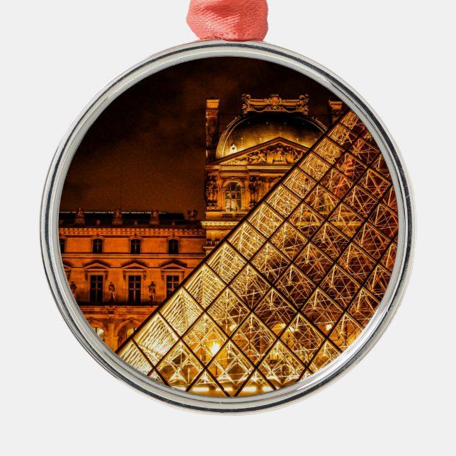 Adorno Metálico El Louvre (Frente)