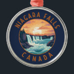 Adorno Metálico El Niagara cae en un círculo de angustia retro en<br><div class="desc">Cataratas del Niágara en un estilo de arte vector. Su emplazamiento en la orilla oeste del río Niágara da a las Cataratas Horseshoe,  la zona más amplia de las cascadas.</div>