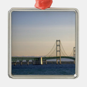 Adorno Metálico El puente de Mackinac atravesando los Estrechos de