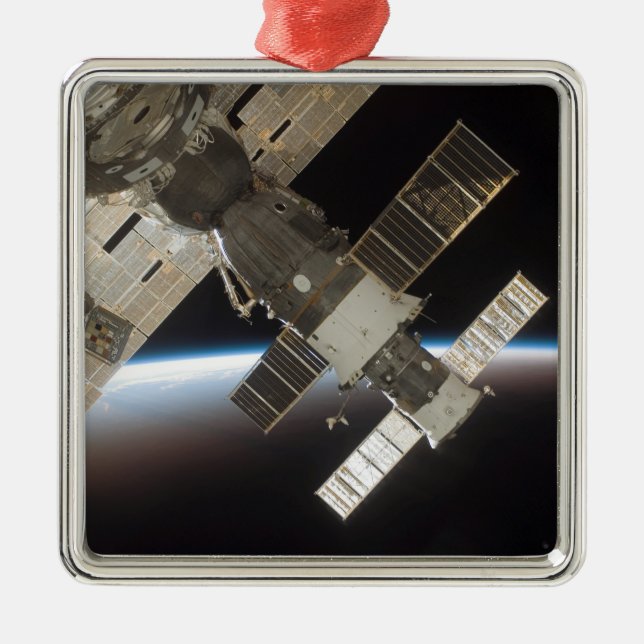 Adorno Metálico El Soyuz 13 acoplado (Frente)