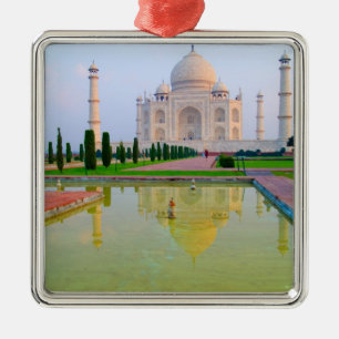 Adorno Metálico El tranquilo y pacífico Taj Mahal famoso en el mun